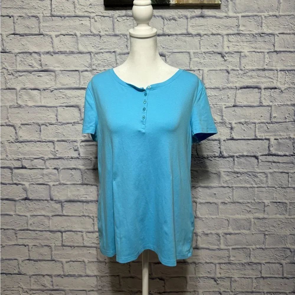 💜 Talbots blue stretch weekend tee